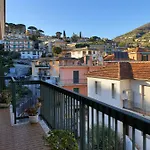 Blue Daisy Apartament