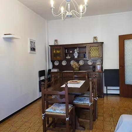 Апартаменти Blue Daisy *